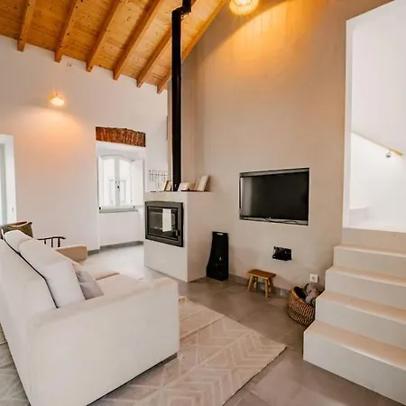 Casa Elegante Em Tranquila *