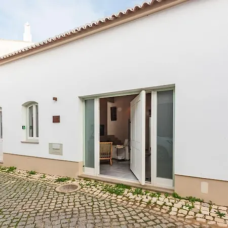 Casa Elegante Em Tranquila * Barão de São Miguel
